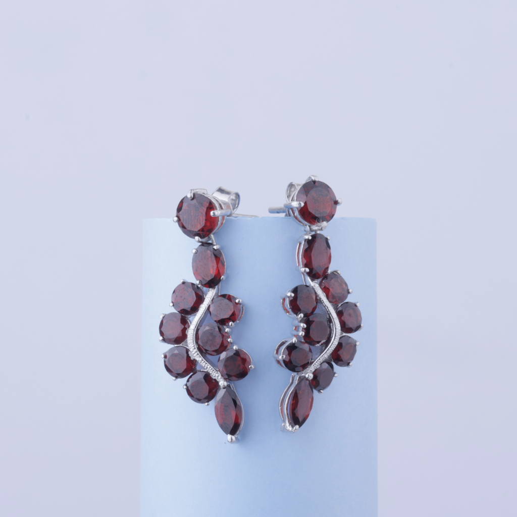 Tivra - Garnet Earrings - CME-511