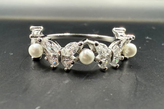 Pearl Crown Band Ring